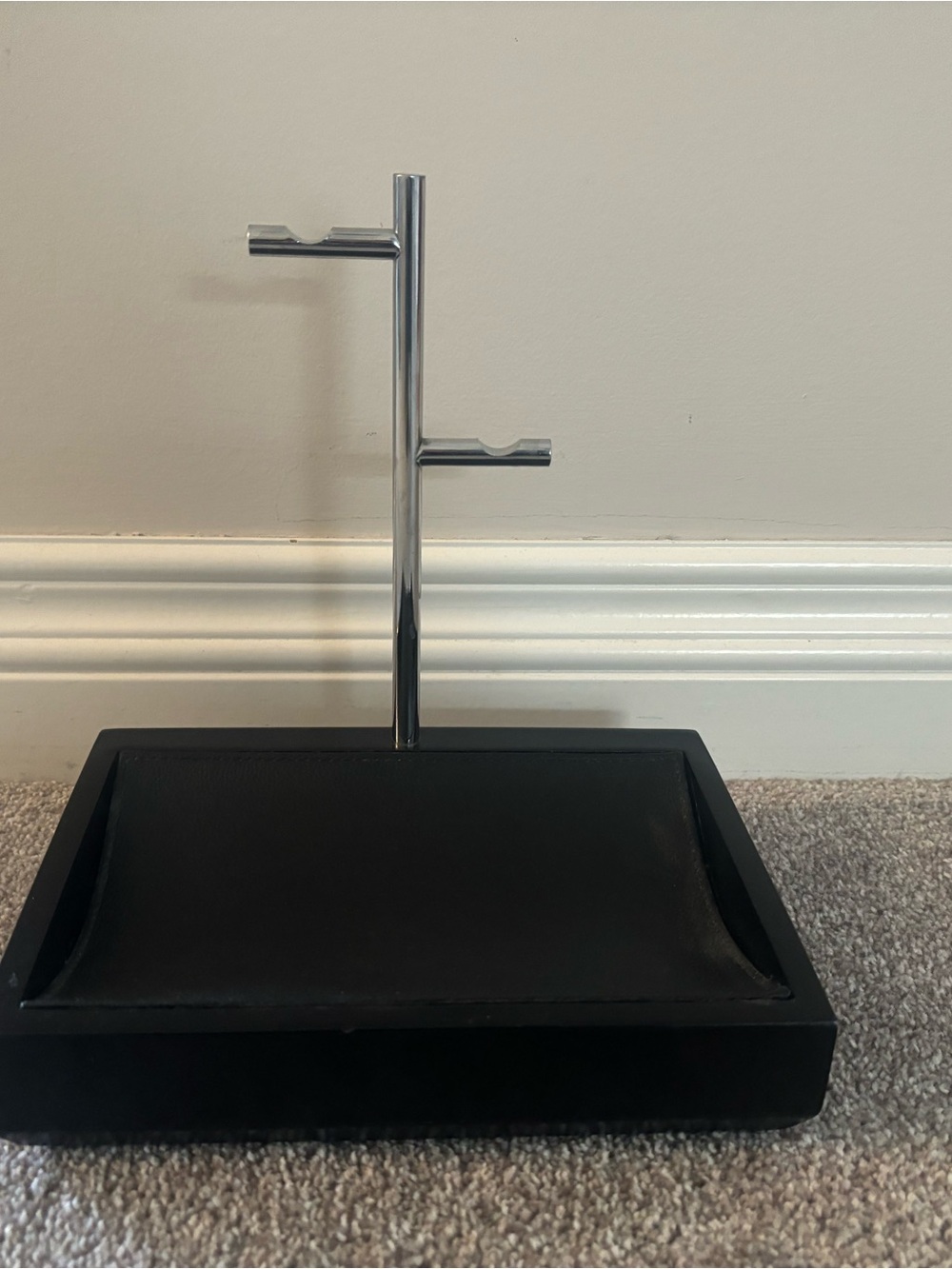 Jewelry stand